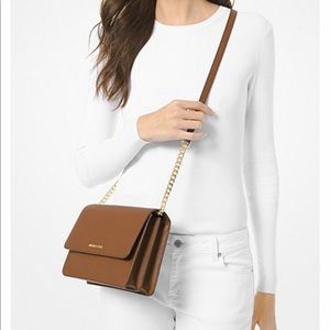 Tan Michael Kors Crossbody bag